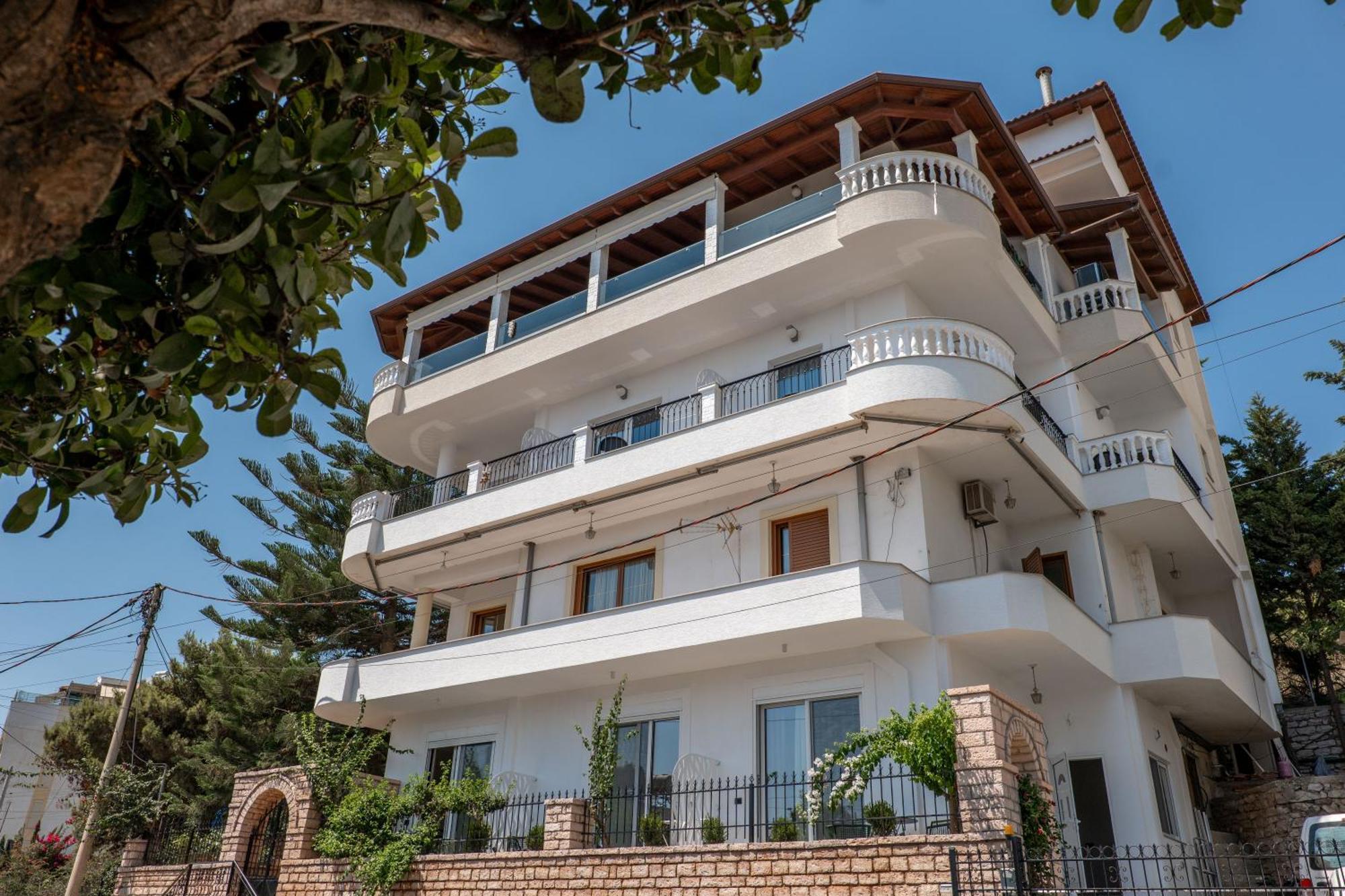Kamara Rooms Sarandë エクステリア 写真