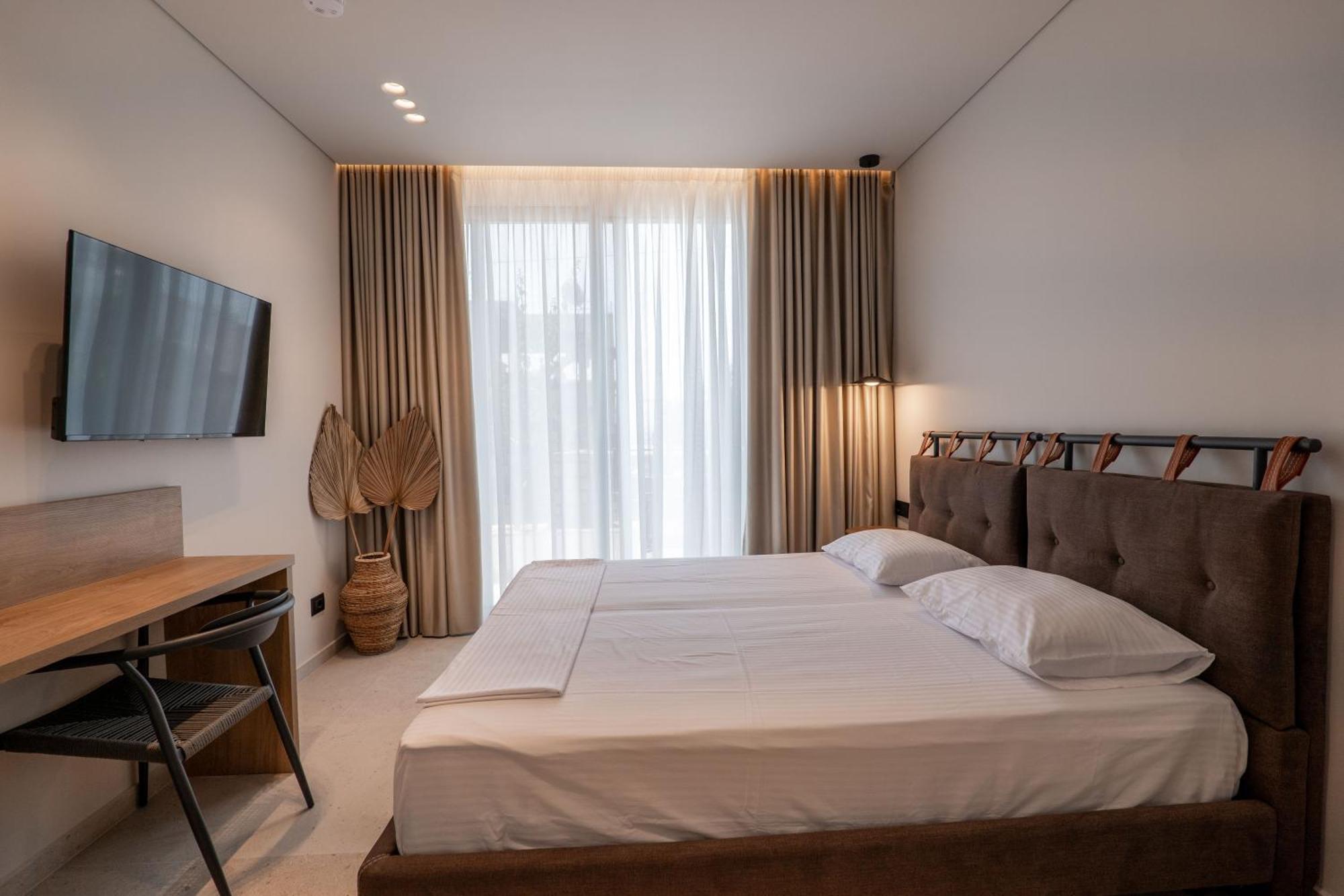 Kamara Rooms Sarandë エクステリア 写真
